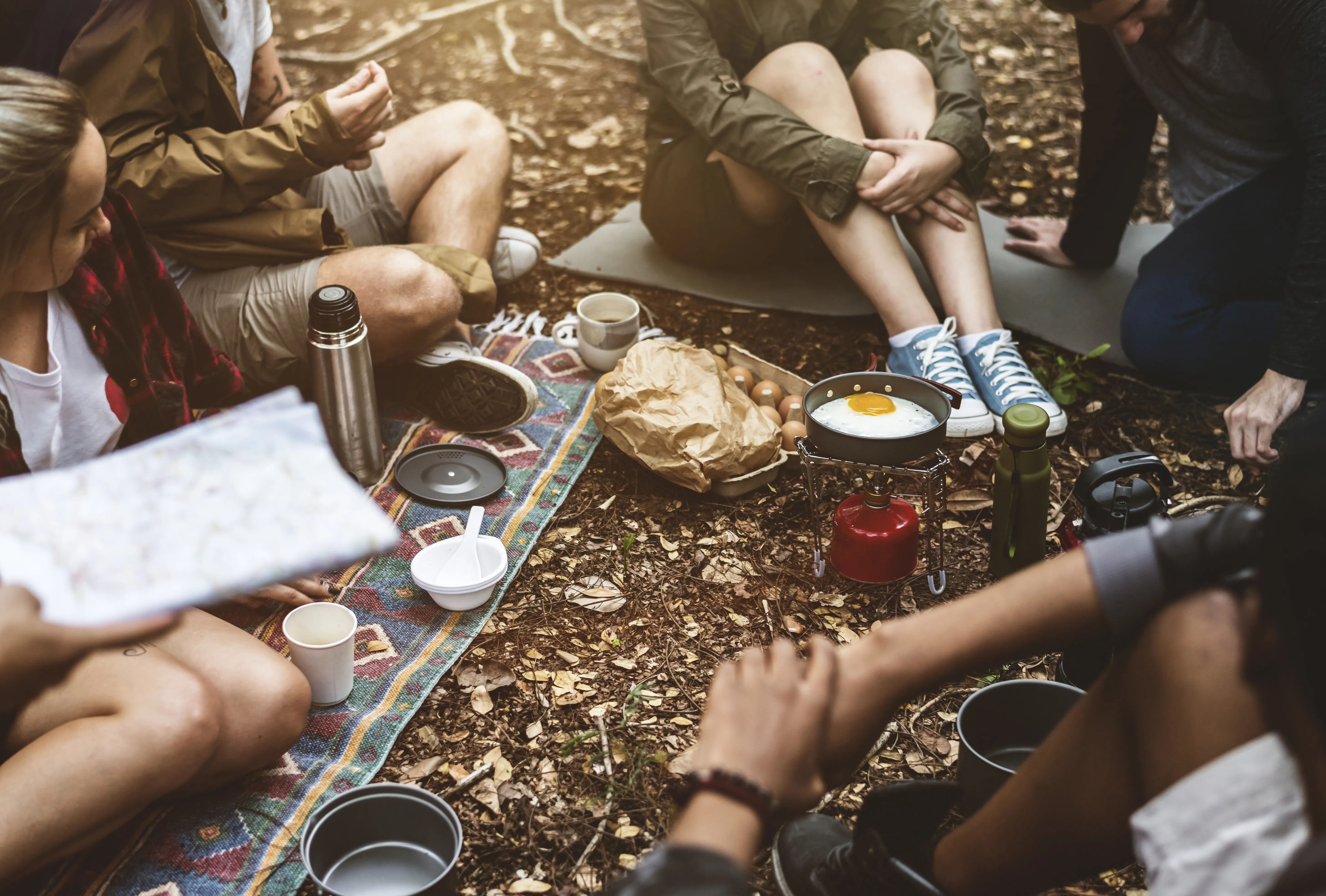 O que levar no acampamento? Lista completa para uma aventura sem imprevistos